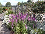 [Image: New Duntrune Demonstration Garden]