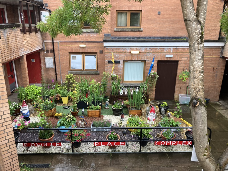 Community living spaces - Joint first place