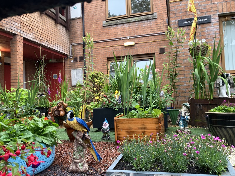 Community living spaces - Joint first place
