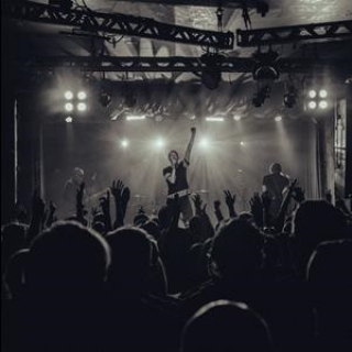 Tom Meighan Image