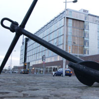Apex Hotel Image
