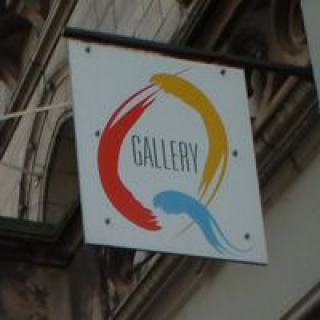 Gallery Q image
