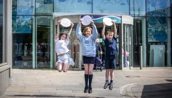Olympia £1 Summer Sport Lesisure and Culture dundee Cllr Mark Flynn Stewart Hunter Judy Dobbie Olympia £1 Summer Sport Lesisure and Culture dundee Cllr Mark Flynn Stewart Hunter Judy Dobbie