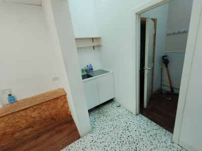Retail Unit, 61 Hilltown<br/>Dundee<br/>DD3 7AG<br/> Image