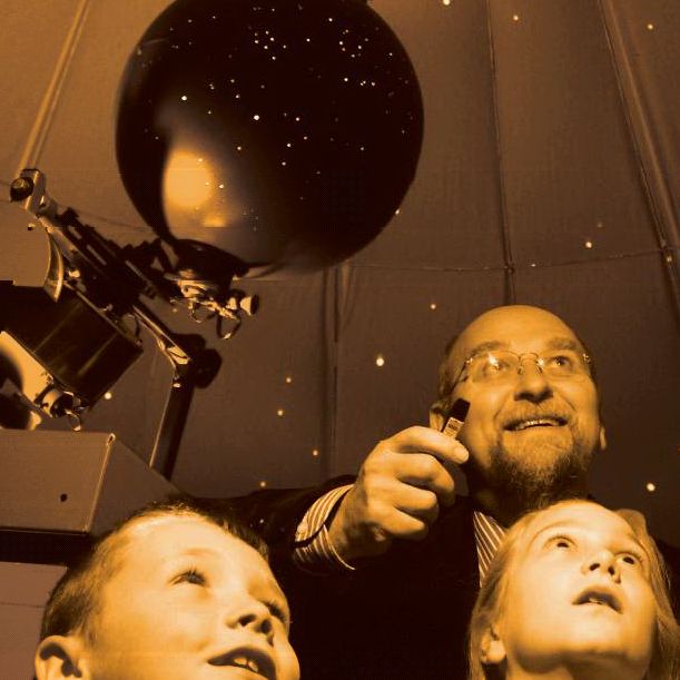 Planetarium Shows Image Planetarium Shows Image